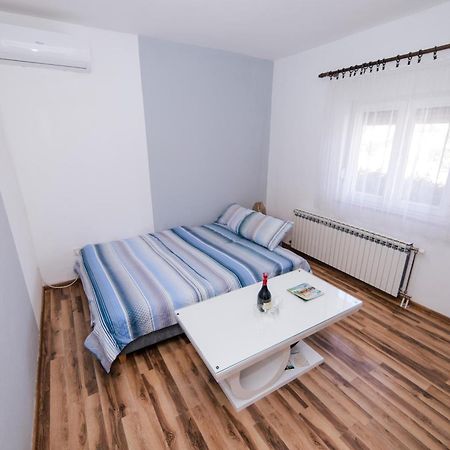 Апартаменты Relax Требинье Экстерьер фото